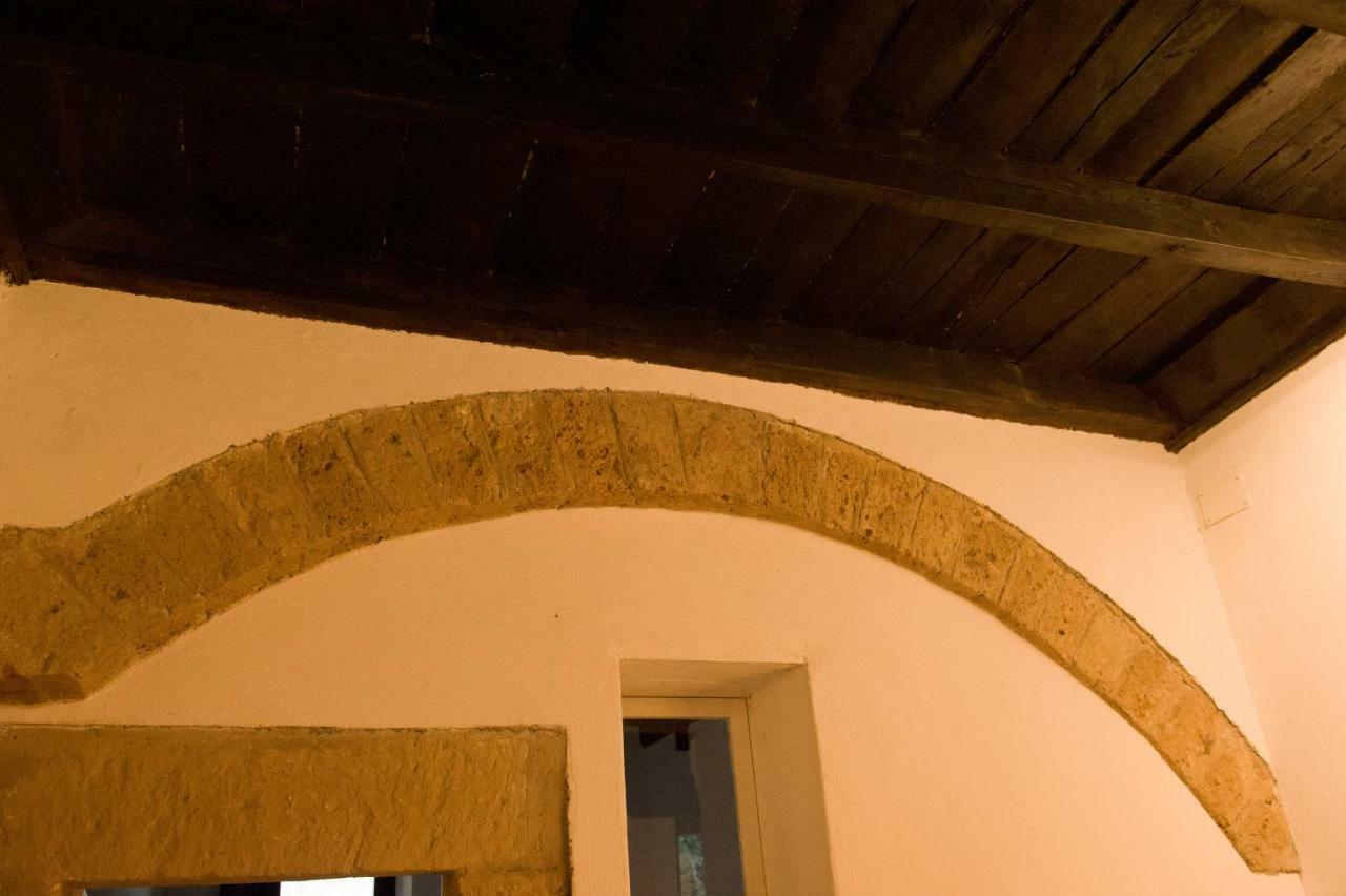 Palazzo Contino Apartment บันโญเรจิโอ ภายนอก รูปภาพ